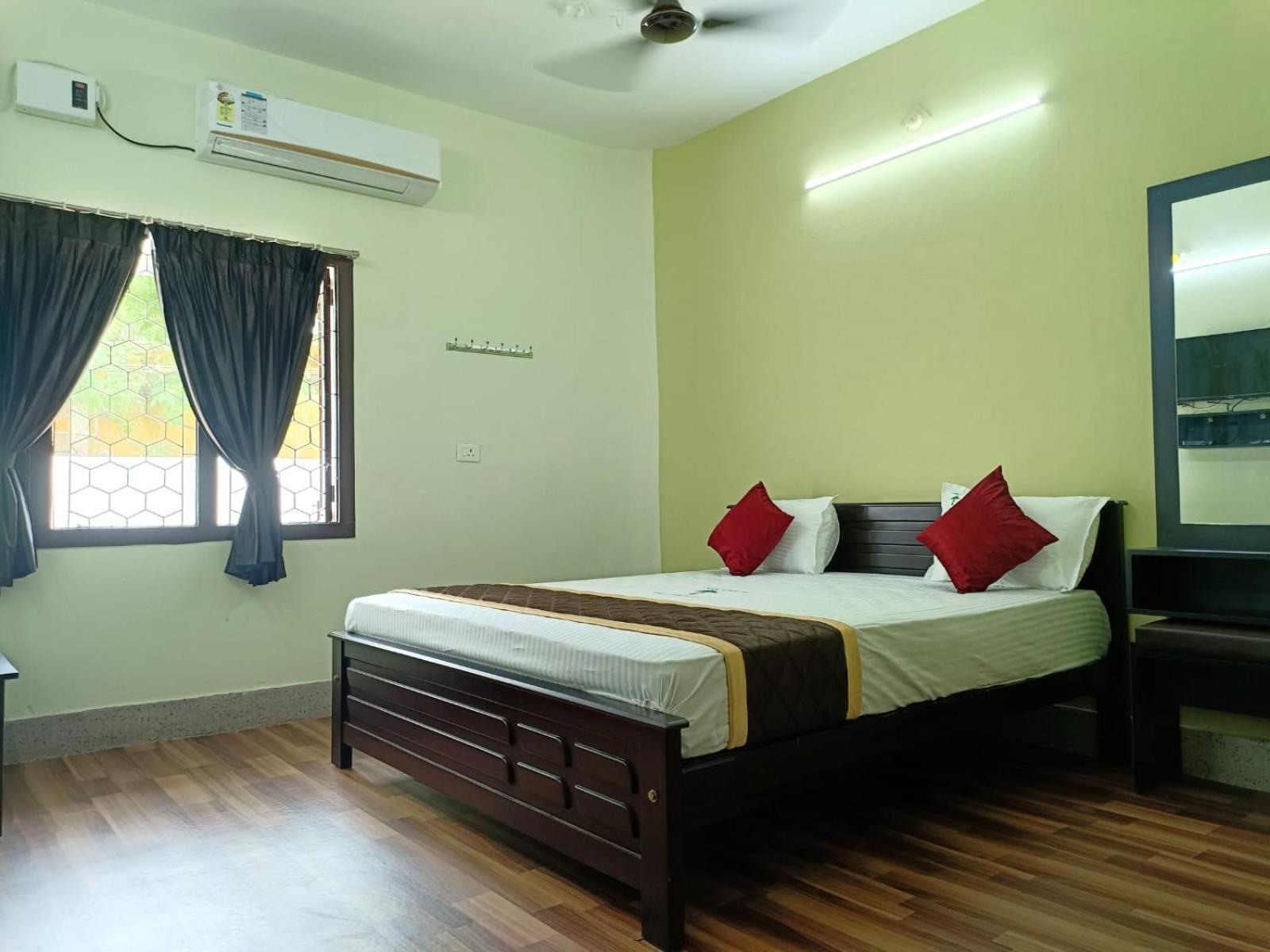 Hotel Tamilnadu-Unit 2 Рамешварам Экстерьер фото